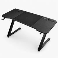 Bureau gaming 120 x 60 cm effet carbone avec pieds en Z coloris avec prise et usb