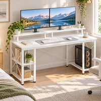 Bureau 120 cm blanc avec support d'écran installé dans un bureau à domicile lumineux avec deux écrans